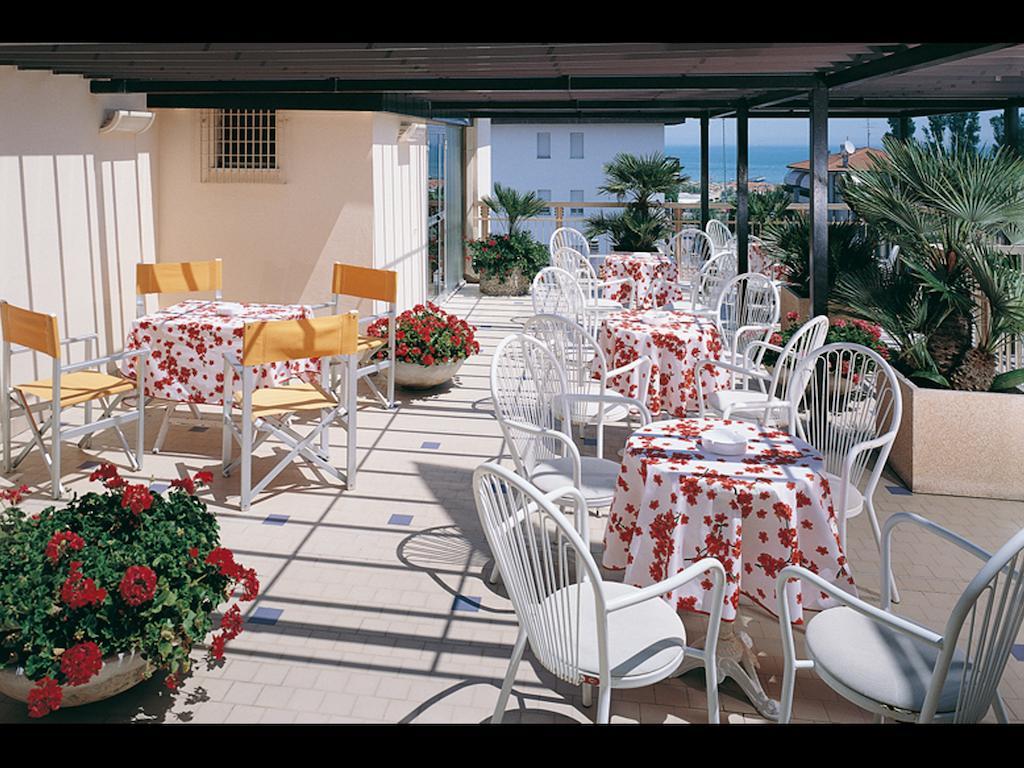 Hotel Emma Nord Rimini Dış mekan fotoğraf